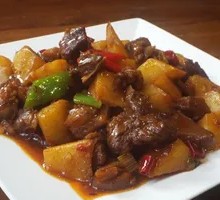 Beef Stewed with Potatoes