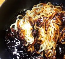 Korean Fried Noodles with Sauce