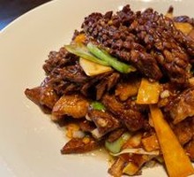 Stir-Fried Three Delicacies