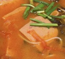 Tomato Luncheon Meat Rice Noodles