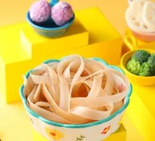 Soft and Chewy Wide Rice Noodles