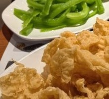 Oil-soaked tofu skin