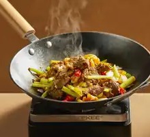 Chaozhou Sour Cabbage Stir-Fried Fresh Beef Short Plate