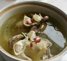 Clay Pot Pigeon Soup