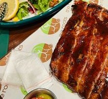 Charcoal-Grilled Pork Ribs