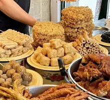 Skin-on Chicken Feet