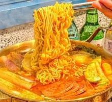 Military-style Hot Pot