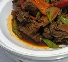 Yimeng Mountain Stir-Fried Chicken