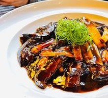 Braised Sea Cucumber with Green Onion