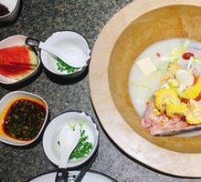 Steamed Stone Pot Fish