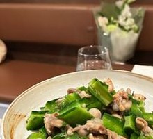 Lemon Green Pepper Sauce Stir-Fried Frog Legs