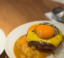 Wagyu Apple Curry Rice Burger
