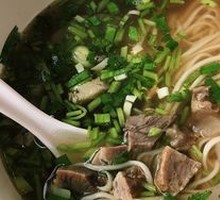 Sour Cabbage Beef Noodles