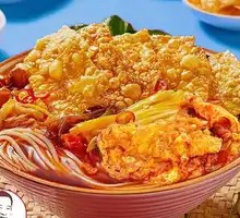 Golden Fried Egg Luosifen