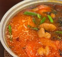 Hot Pot with Three Fresh Ingredients