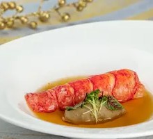 New Year's Banquet I Breton Blue Lobster