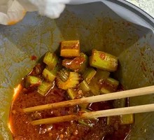 Pickled Vegetable Chicken Stir-Fried Noodles