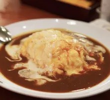 Indian-style Chicken Curry Omelette Rice