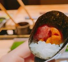 Sea Urchin Sushi