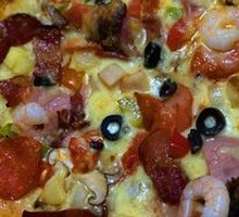 Trash Can Seafood Combo Pizza