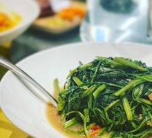Stir-fried Water Spinach with Shrimp Paste