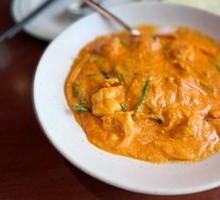 Yellow Curry Stir-Fried Shrimp