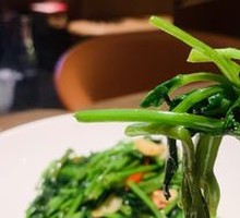 Spicy Stir-Fried Water Spinach