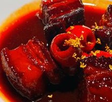 Osmanthus hawthorn braised pork