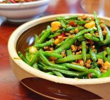 Braised Tofu Noodles in Clay Pot