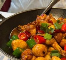 Spicy Frog Legs in Dry Pot