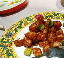 Sauce-Braised Pork Cubes