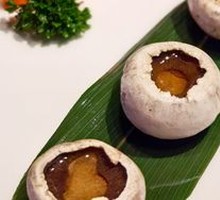 Grilled Mushroom on Iron Plate