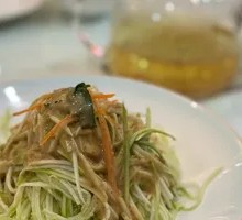 Cucumber Salad with丝