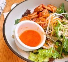 Thai Shrimp Bowl with Spicy Lime Water