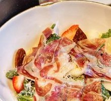 Iberian Ham Truffle Spinach Salad