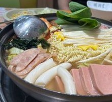 Korean-style Bulgogi Hot Pot