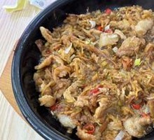 Braised Pork Belly with Sour Cabbage