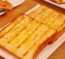 Grilled Bread Slices