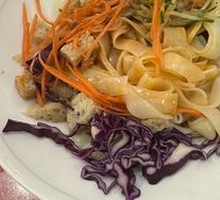 Cold Noodles with Pork in Flatbread