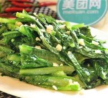 Garlic Stir-Fried Lettuce