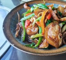 Spicy Stir-Fried Pig Ears