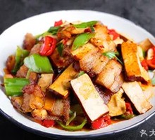 Fried dried tofu with pork belly rice