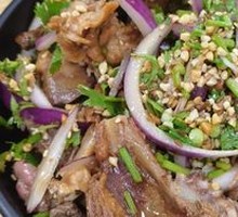 Spiced Chicken Frame Salad