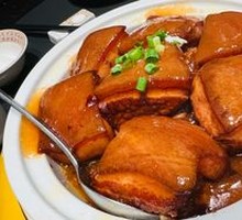 Braised Pork in Clay Pot