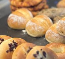 Cranberry Cheese Bagel