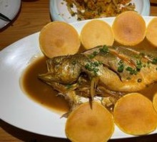 Braised Yellow Croaker in Sauce