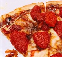 Strawberry Chocolate Pizza