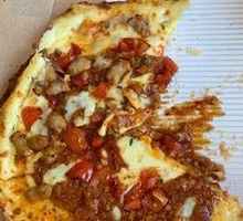 Classic Italian Meat Sauce Pizza