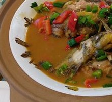 Luoshan West Lake Grandma's Stewed Crucian Carp