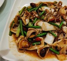 Stir-fried Sea Slug in Sauce